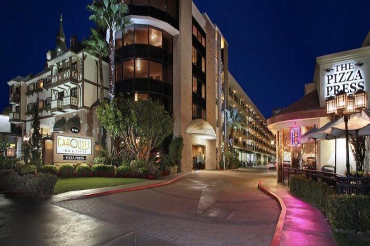 Carousel Inn And Suites Anaheim Exterior foto